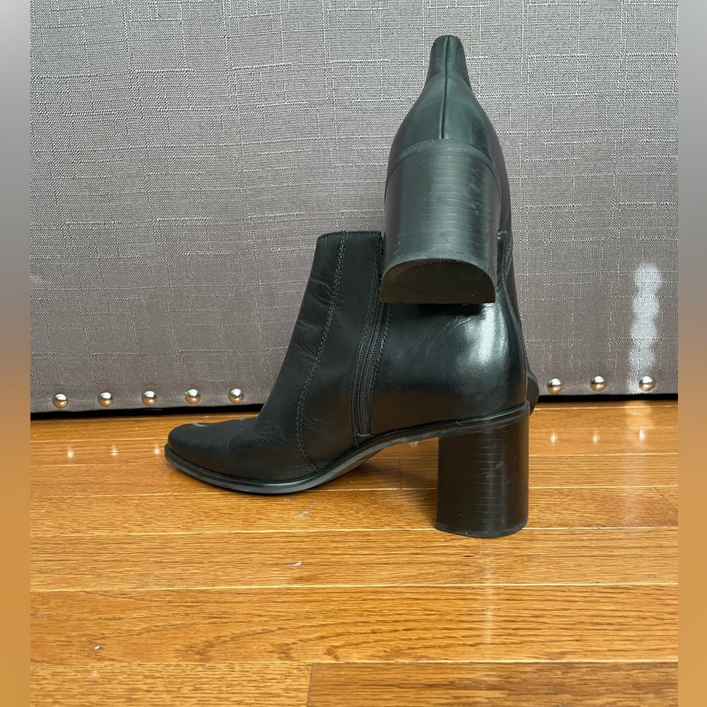 Aerosols Ankle Boots